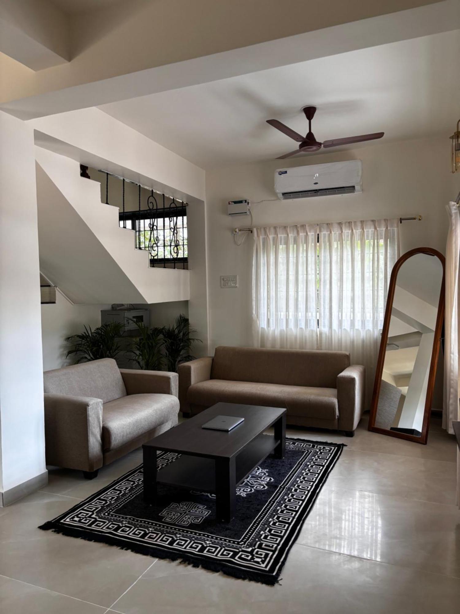 Papa John Villa A Calangute Esterno foto