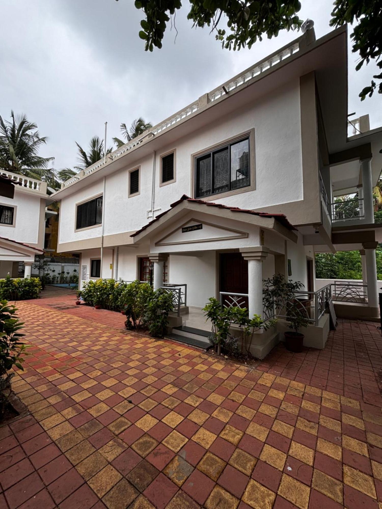 Papa John Villa A Calangute Esterno foto